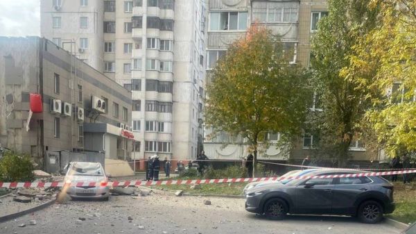 Многоэтажка в Белгороде частично разрушена после работы ПВО