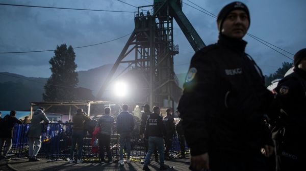 Взрыв на шахте в Турции: погибли более 40 горняков, Эрдоган приехал на место трагедии