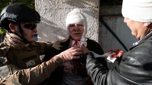 Последствия российских ударов по Киеву. Фото