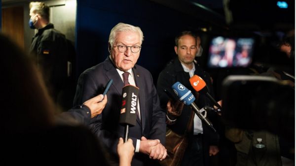 Штайнмайер пообещал Украине скорейшую поставку немецких систем ПВО