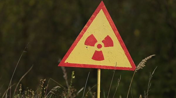 Телефонная карусель о "грязной бомбе". Что говорят об этой угрозе Москва, Киев и Запад