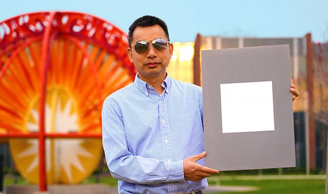 Самую белую краску в мире теперь можно наносить на автомобили и самолеты