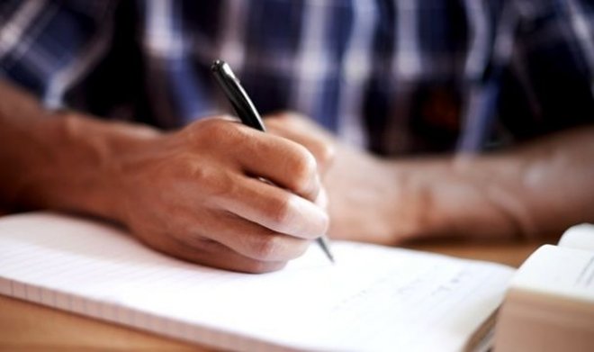 Студенты научились использовать ИИ для написания «отличных» статей и рефератов