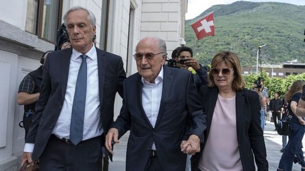 Бывший президент ФИФА Блаттер: "Решение о ЧМ в Катаре было ошибкой, в России - нет"