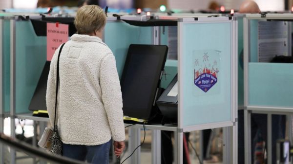 Выборы в США: контроль над нижней палатой переходит республиканцам, идет борьба за Сенат