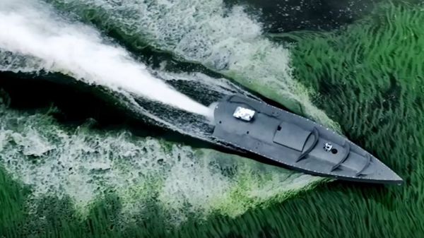 Украина собирает деньги на флот катеров-камикадзе. Что они умеют?