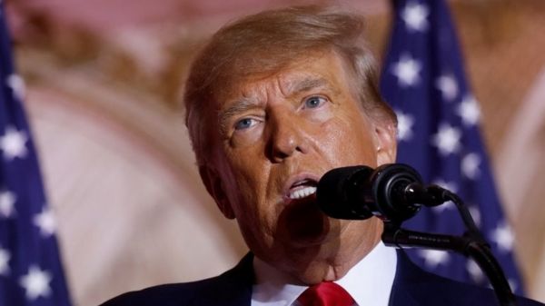 Маск восстанавливает аккаунт Трампа в "Твиттере". Но нужно ли это самому Трампу?