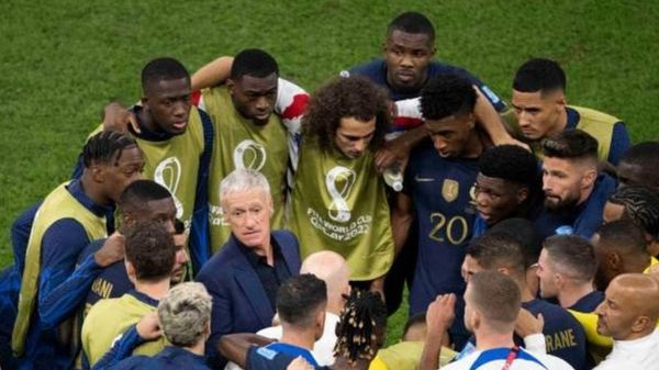 Сборная Аргентины победила на чемпионате мира по футболу, обыграв Францию в серии пенальти