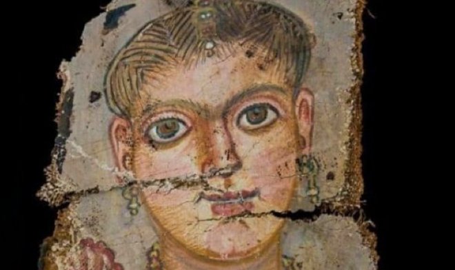 Археологи обнаружили два полных портрета древнеегипетских мумий