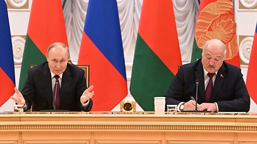 Путин прилетел к Лукашенко в Минск впервые за три года. Зачем?