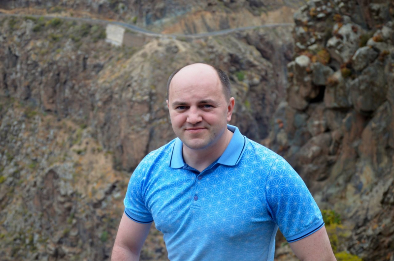 Белорусского военного аналитика Егора Лебедка приговорили к пяти годам колонии за интервью "деструктивному каналу"