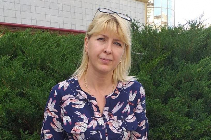 В Беларуси учительницу приговорили к четырем годам колонии за отправку телеграм-каналу "Беларускі Гаюн" видео с военной техникой РФ