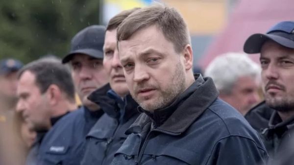 Под Киевом вертолет упал рядом с детским садом: 18 погибших, в том числе трое детей и глава МВД Украины