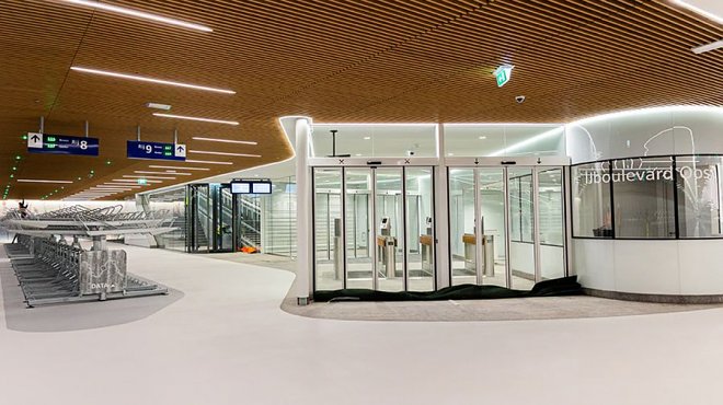 В Амстердаме построили первую подводную велопарковку 