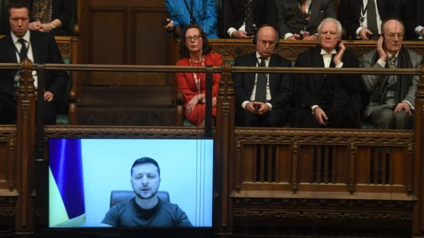 Визит Зеленского в Лондон: президент Украины попросил у Британии истребители и встретился с королем Карлом III