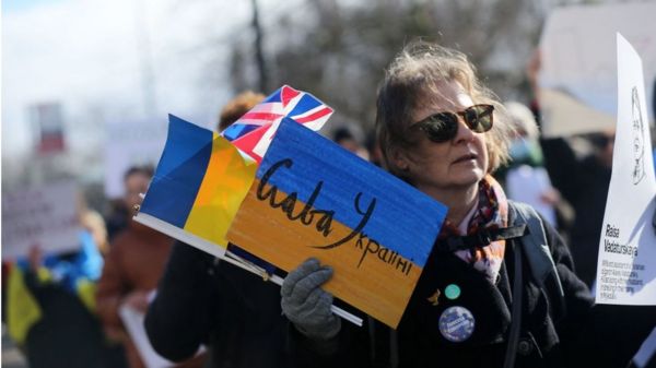 В Лондоне прошел марш солидарности с Украиной. Фото