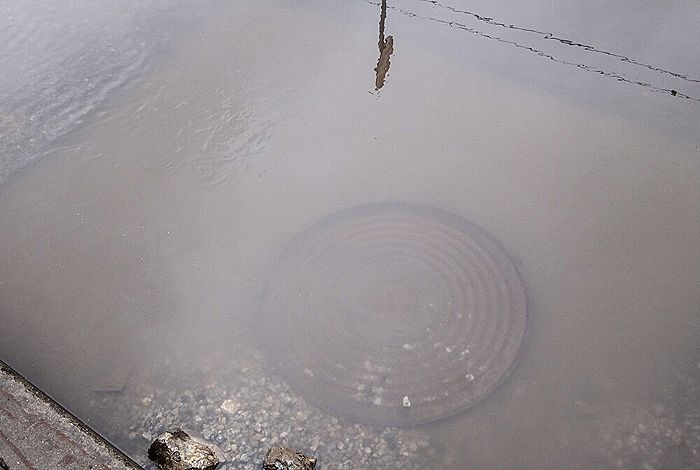 Коммунальщики Москвы получили за сутки более 50 заявок о скоплениях воды