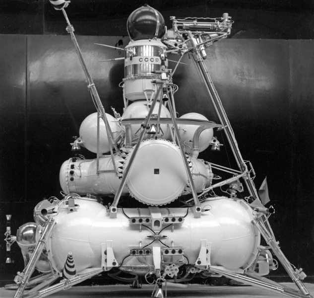 Научный руководитель российской лунной программы — об экспедиции «Луна-25»