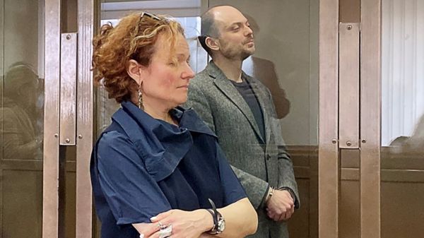 "25 лет - это высший балл". Реакция на приговор Владимиру Кара-Мурзе