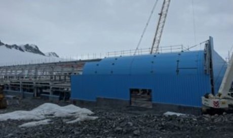 Британцы торопятся завершить очередную стройку в Антарктике до наступления полярной зимы