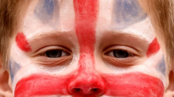 После коронации Карла III: праздник на улицах и грандиозный концерт в Виндзоре – фотографии