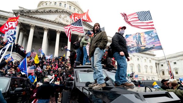 Штурм Капитолия: "Гордые парни" признаны виновными в мятеже