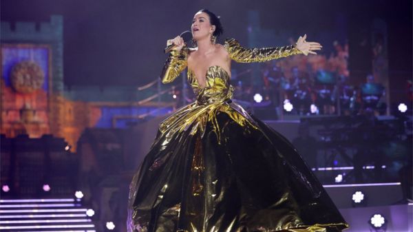 После коронации Карла III: праздник на улицах и грандиозный концерт в Виндзоре – фотографии