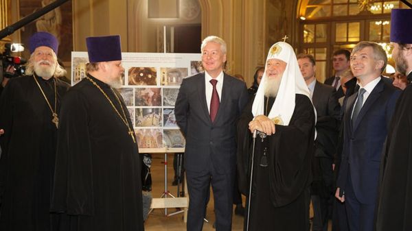 Патриарх Кирилл наказал протоиерея за "Троицу". Кто такой Леонид Калинин и что он сделал