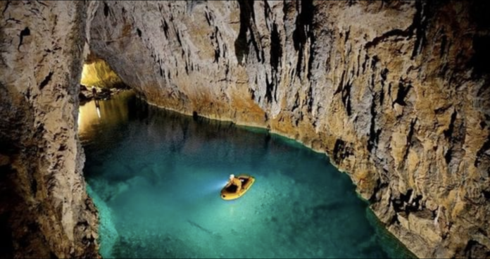 Крубера: самая впечатляющая и устрашающая пещера, которую мы когда-либо видели