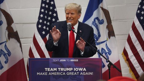 Трампу предъявили обвинения в связи с секретными документами. Но это не помешает ему баллотироваться в президенты