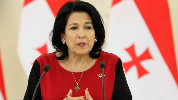 Грузия: гендиректор оппозиционного телеканала Ника Гварамия вышел на свободу