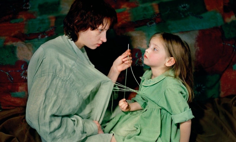 Токсичная мать: как понять и преодолеть влияние негативного воспитания