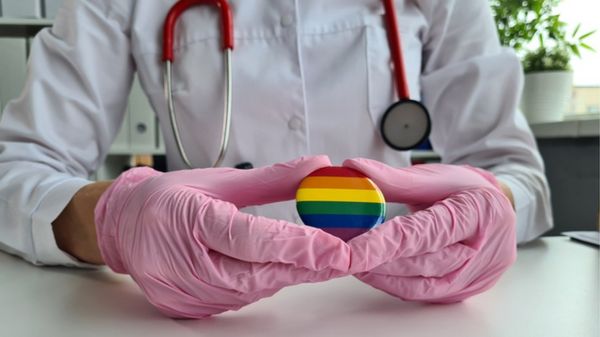 Госдума единогласно поддержала законопроект о запрете «смены пола»