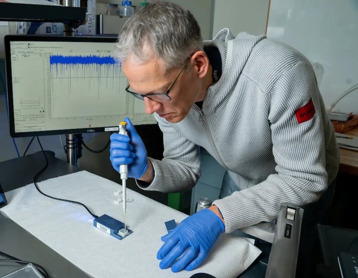 Простой тест способен диагностировать болезнь Альцгеймера за 20 лет до появления первых симптомов