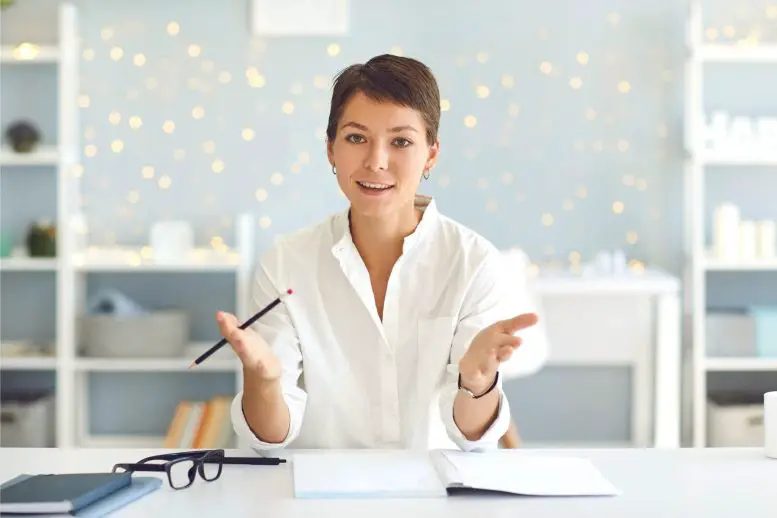 Новое исследование предлагает более эффективный подход к обучению для менеджеров, терапевтов, учителей и родителей