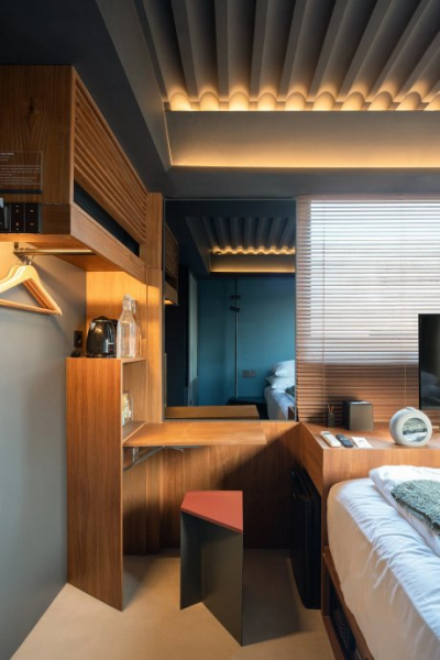 В Индонезии построили экспериментальный отель шириной всего 280 см