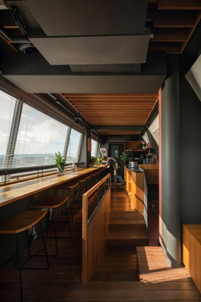 В Индонезии построили экспериментальный отель шириной всего 280 см