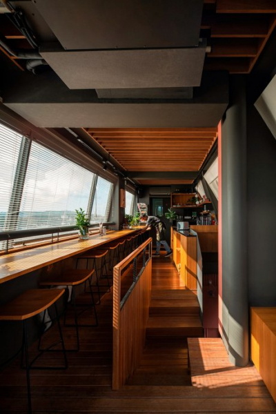 В Индонезии построили экспериментальный отель шириной всего 280 см