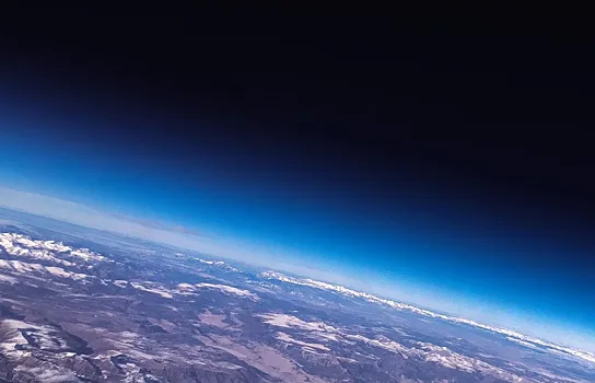 Почему мы не чувствуем вращение Земли?