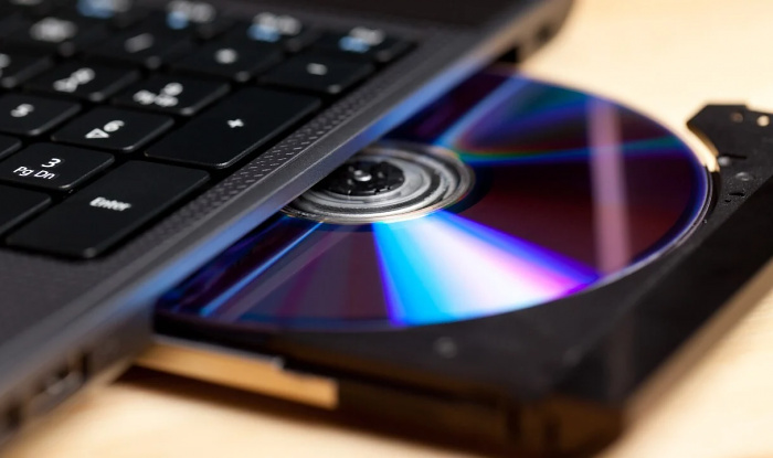 Китайские ученые создали DVD-диск, на который можно записать 200 Тб данных