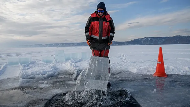 Ученые нашли новые подводные грязевые вулканы в Байкале