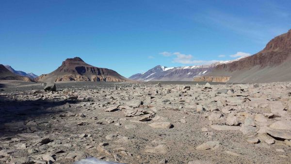 Где находится самое засушливое место Земли: дождя нет уже 2 млн лет
