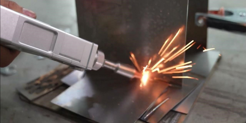 Ручная лазерная сварка 4в1 от Wattsan: Современное решение для промышленных задач