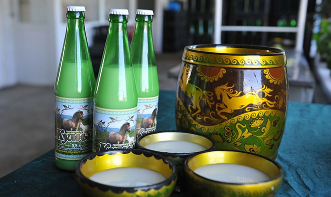 Новосибирские биологи придумали, как дольше хранить кумыс