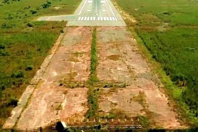 В Гамбии расположен таинственный древний аэродром Юндум