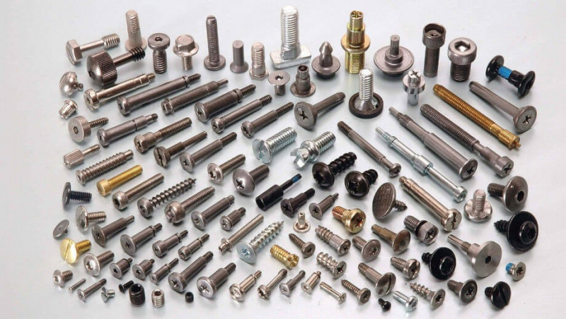 Крепёжные шпильки: особенности выбора и сфера применения деталей