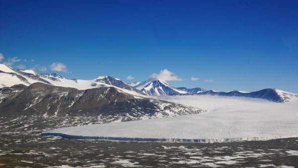Дождя не было 2 миллиона лет: ученые объяснили парадокс долин Мак-Мердо