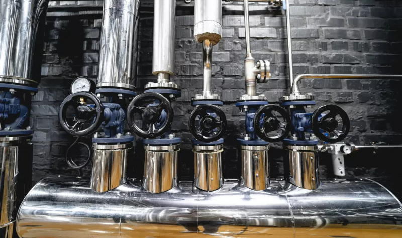 Ледяные батареи охлаждают здания в жару и существенно экономят деньги