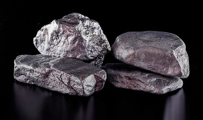 Российские ученые создали аккумуляторы для космоса и Арктики