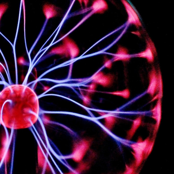 Человеческое намерение может влиять на электрическую плазму